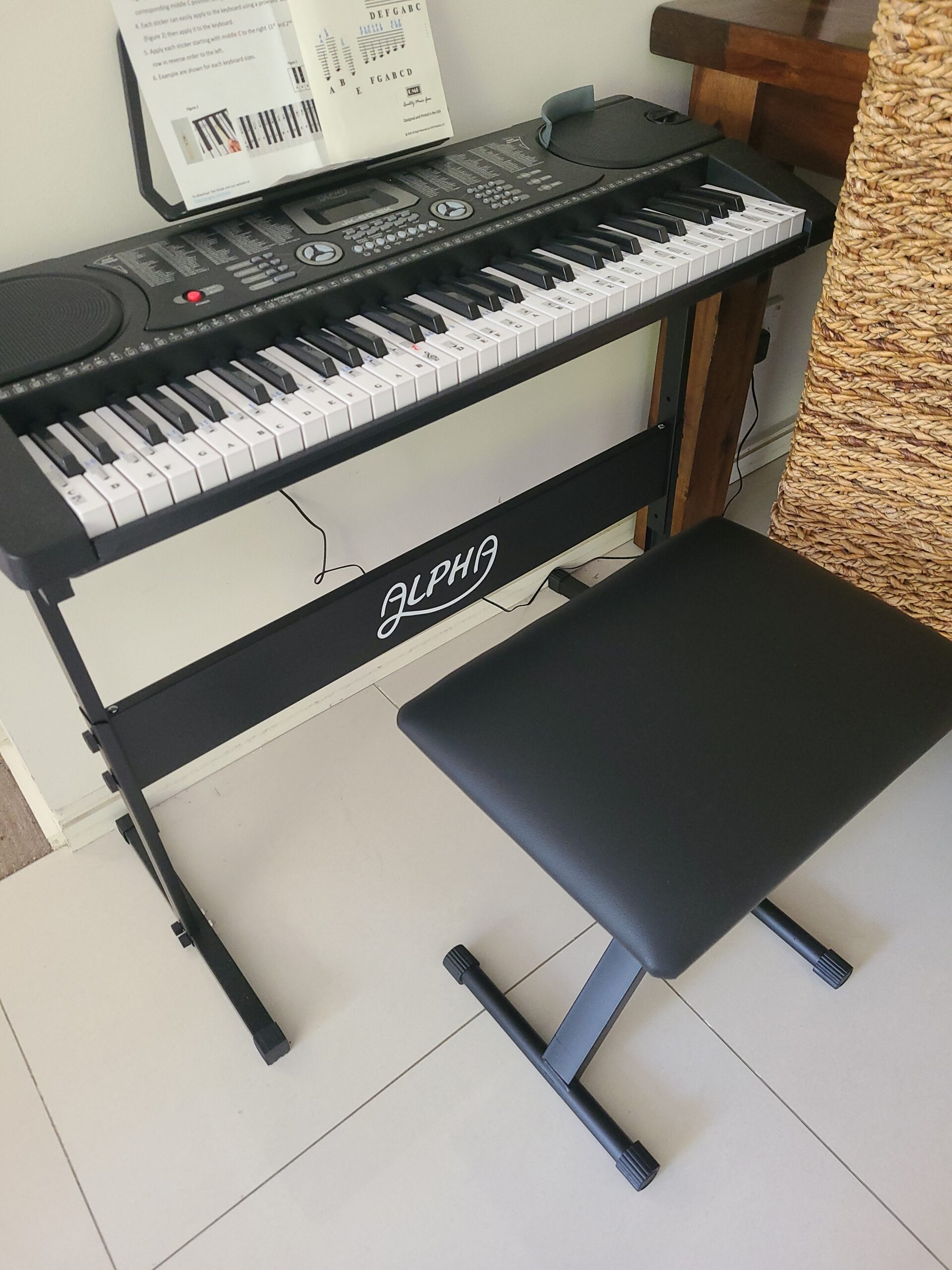 beginner-keyboard-piano-stool